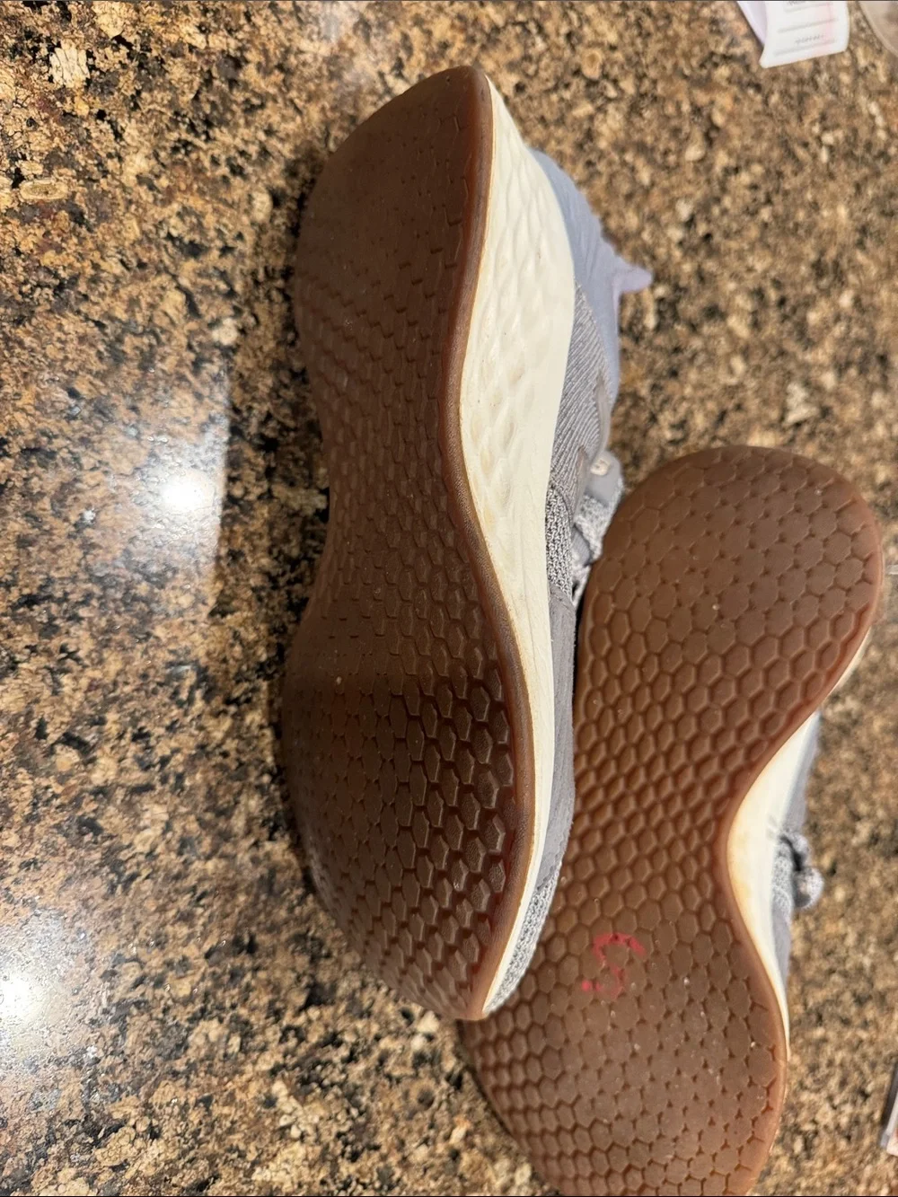 New Balance Men's Gray Athletic Running Sneakers